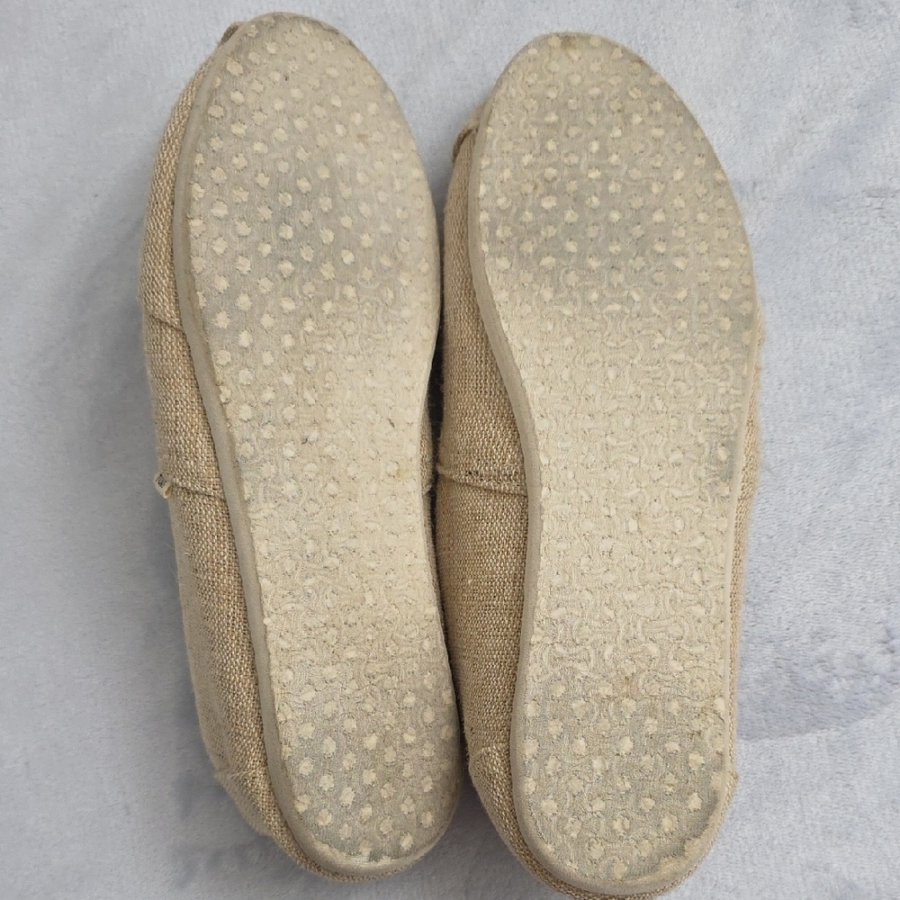 TOMS Classic Canvas Slip On Shoes Womens Beige Alpargata Flats Size W10 - Picture 6 of 6